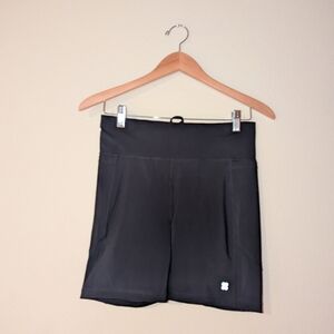 Sweaty Betty Zero Gravity 6" Running Shorts - Black - Size